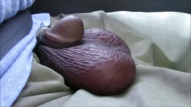 Mamá e hijastra compartiendo una enanas xxx polla