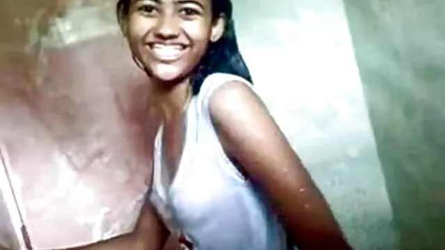Nalgadas virgenes xxx 2