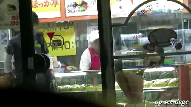 Te haré 18 xxx crossdress en publico